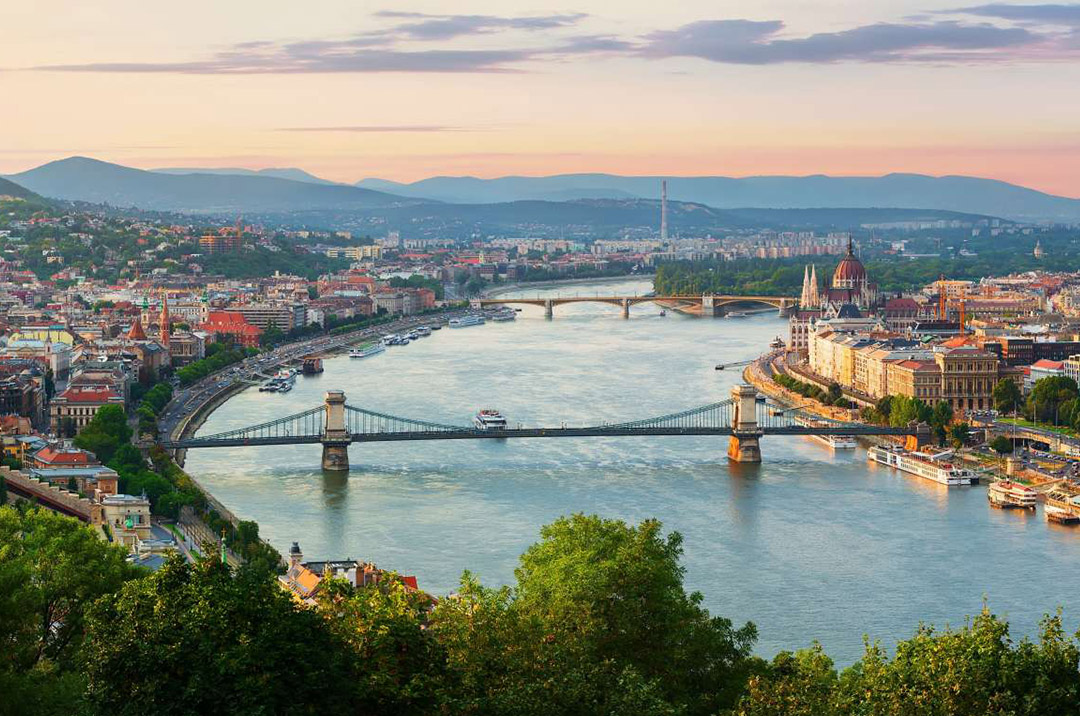 Önbizalom Növelde Budapest